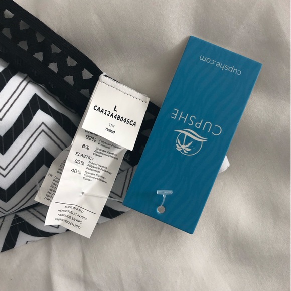 CUPSHE Crochet Chevron Bikini Top Black White Large - Picture 2 of 5